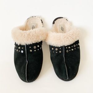 UGG Suede slippers, Size 10